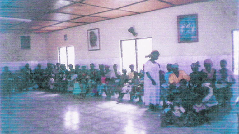 Labexchange Donates Haematology Analyser to Charity Clinic in Burkina Faso